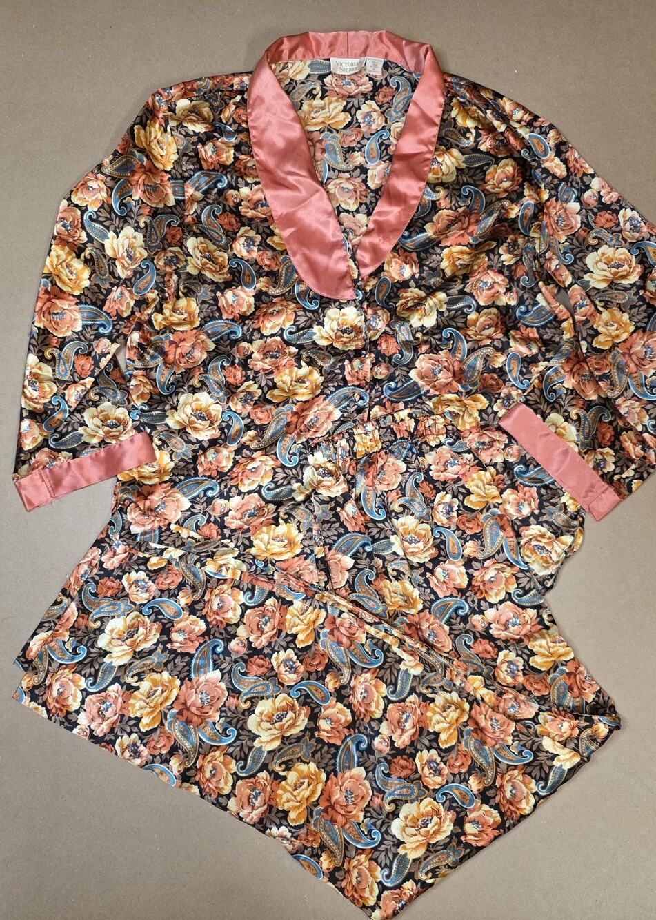 Vintage Gold Label Victoria Secret Pajamas set Paisley Rose Pattern Size M EUC